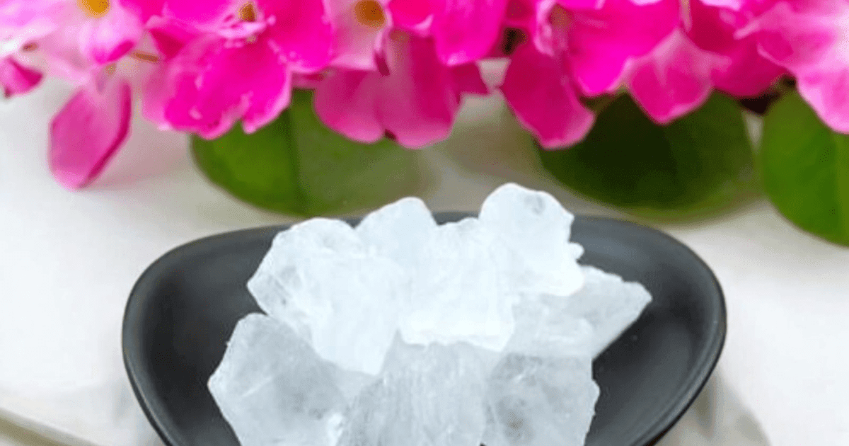 फिटकरी के फायदे और उपयोग – Alum Benefits in Hindi